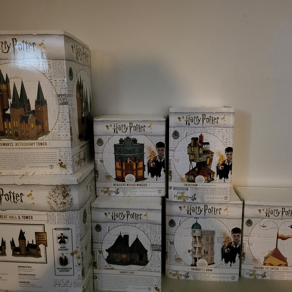 Department 56 Harry Potter Village